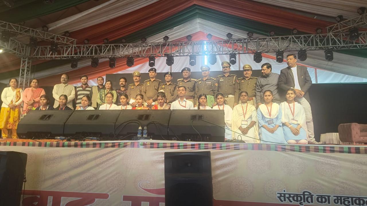 Vineeta Choudhary Firozabad Mahotsav 2