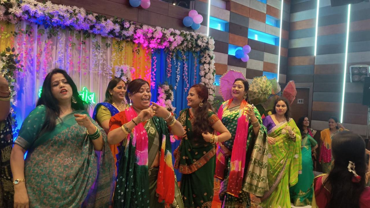 Vineeta Choudhary playing Teej
