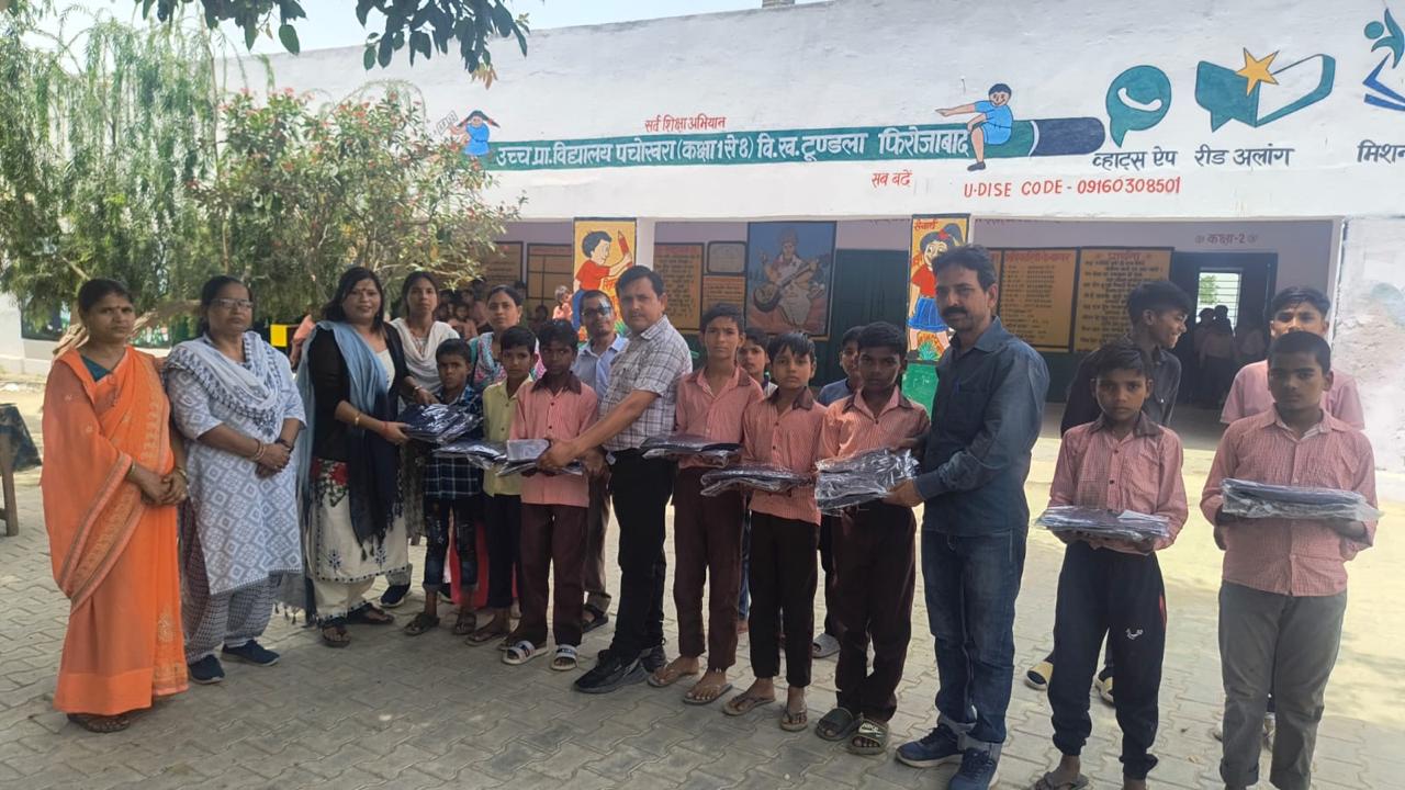 Vineeta Choudhary with children 4